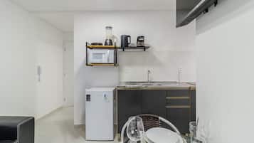 Departamento básico | Cocina privada