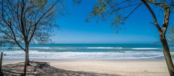 Complete Stay by the Sea, Just 10 Meters From the Beach - Aars