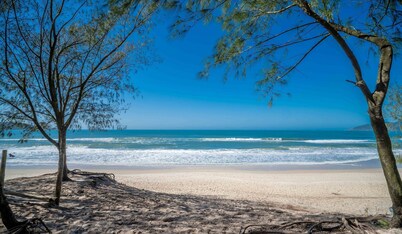 Complete Stay by the Sea, Just 10 Meters From the Beach - Aars