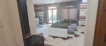 Holiday apartment with WLAN and air conditioning