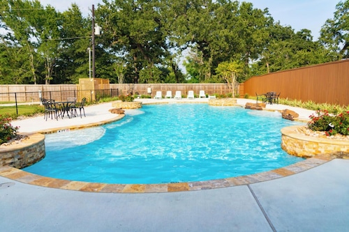 MaRVelous Casita in Lovely RV Resort Pool Gym AC Fast WiFi,Great for long stay!