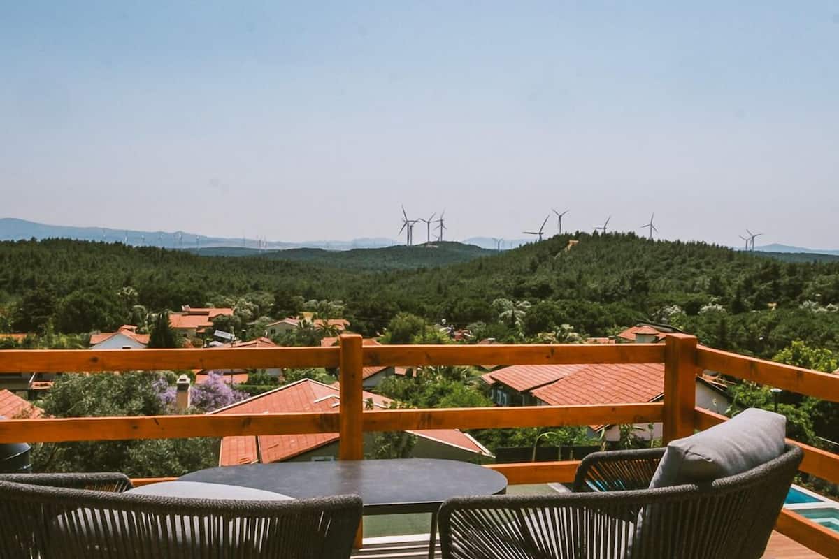 Double Room, 1 King Bed, Terrace, Mountain View | Terrace/patio