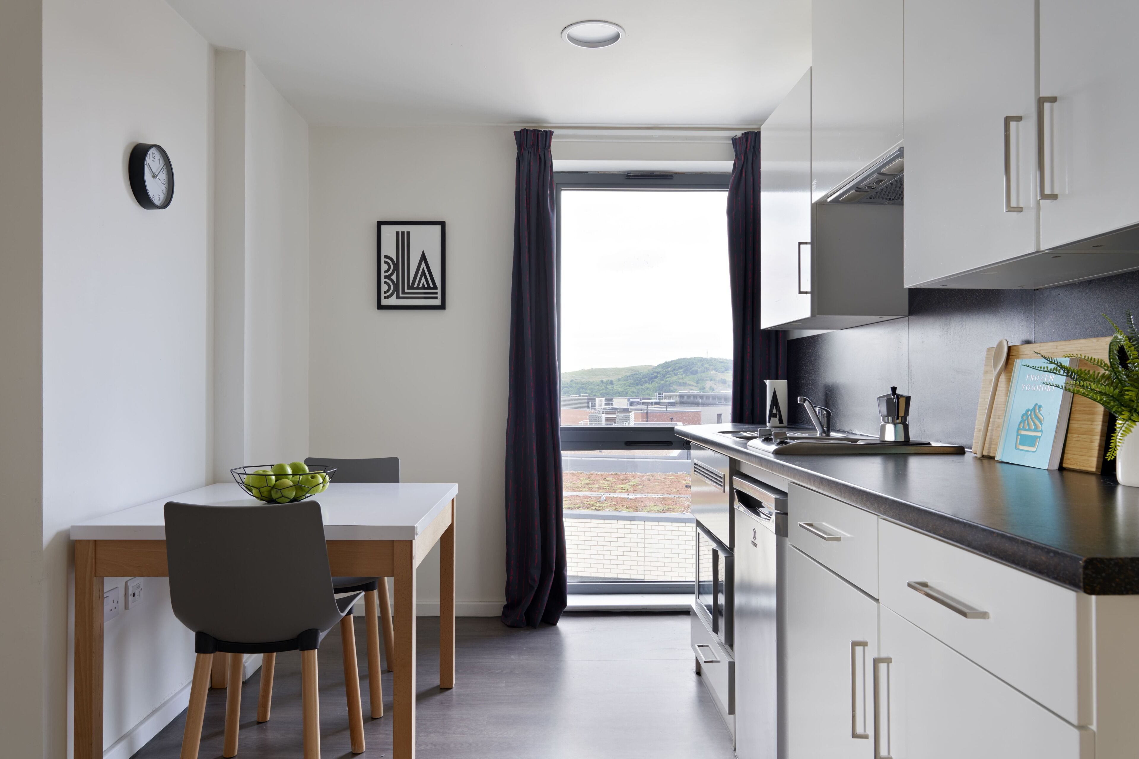 Apartment, 2 Bedrooms, Non Smoking | Private kitchen