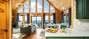 Luxury Chalet Escape w/ Spa Amenities, Game Room & Endless Mountain Views