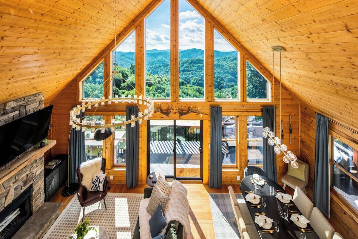 Smart TV, fireplace, offices