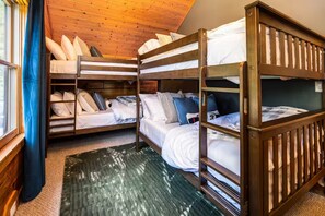 4 chambres, bureau, fer et planche à repasser, Wi-Fi gratuit