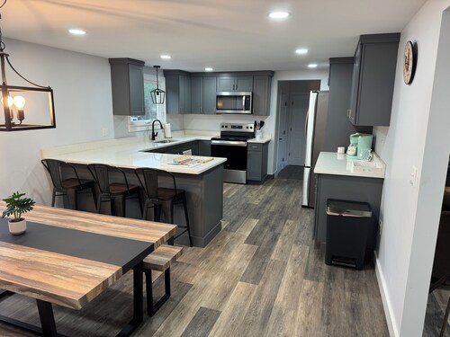 100% Renovated on 12 Acres and 100 Chickens, 15 Minutes to Saratoga and SPAC