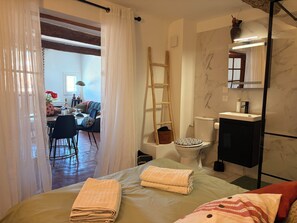 1 間睡房、熨斗/熨衫板、可攜式嬰兒床、免費 Wi-Fi