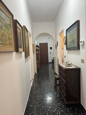 Interior - Central Square Apartment by Wonderful Italy (Sanremo)