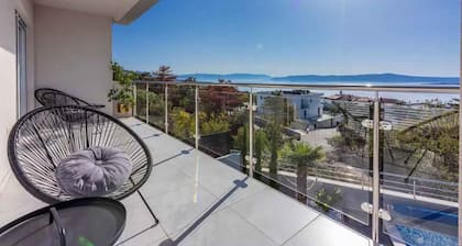 Maison de vacances avec piscine et vue mer