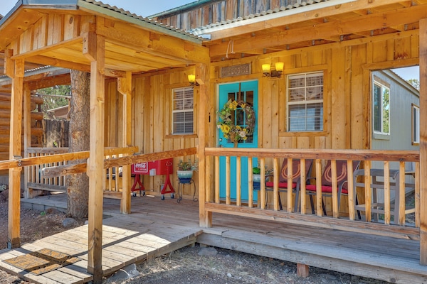 Eagar Vacation Rental | 2BR | 1BA | 774 Sq Ft | Step-Free Entry