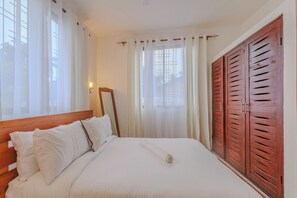 1 sovrum, strykjärn/strykbräda, wi-fi och sängkläder