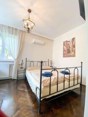 1 bedroom, WiFi - Studio with air conditioning (Hévíz)