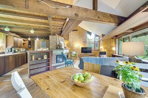 TV, fireplace, DVD player, books - Sauna & Porch: 'Writer's Croft of Otter Creek' Gem (Wheeler)
