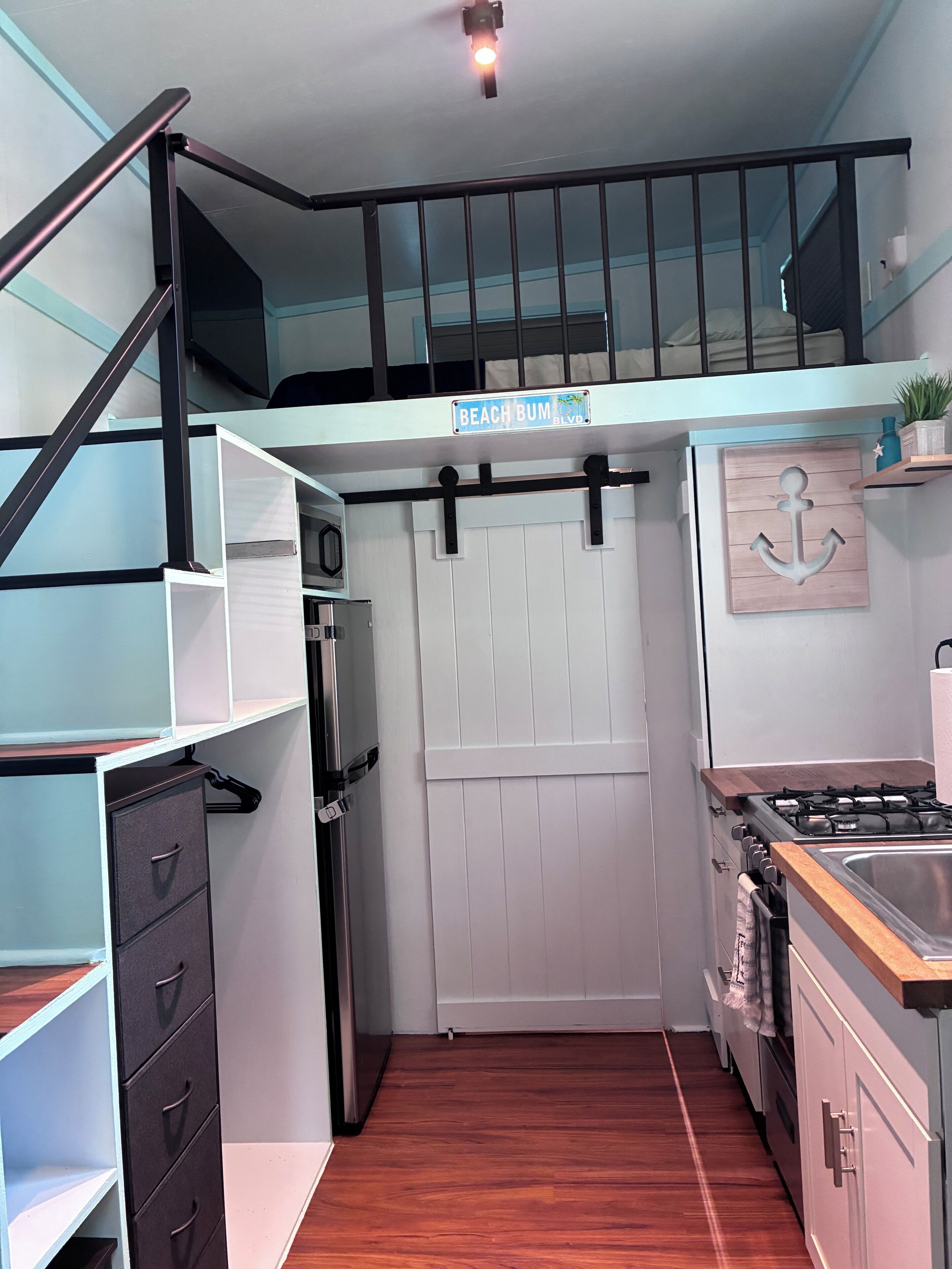 Mikrovågsugn, ugn och spishäll