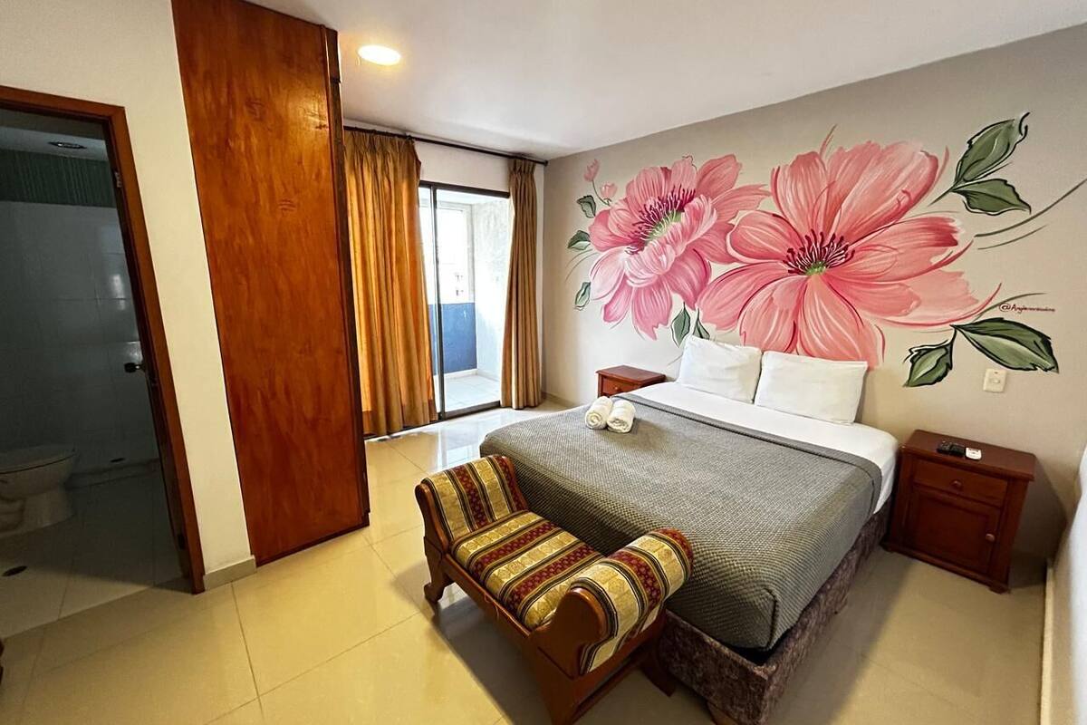 Deluxe Double Room, Balcony, City View | Soundproofing, free WiFi, wheelchair access