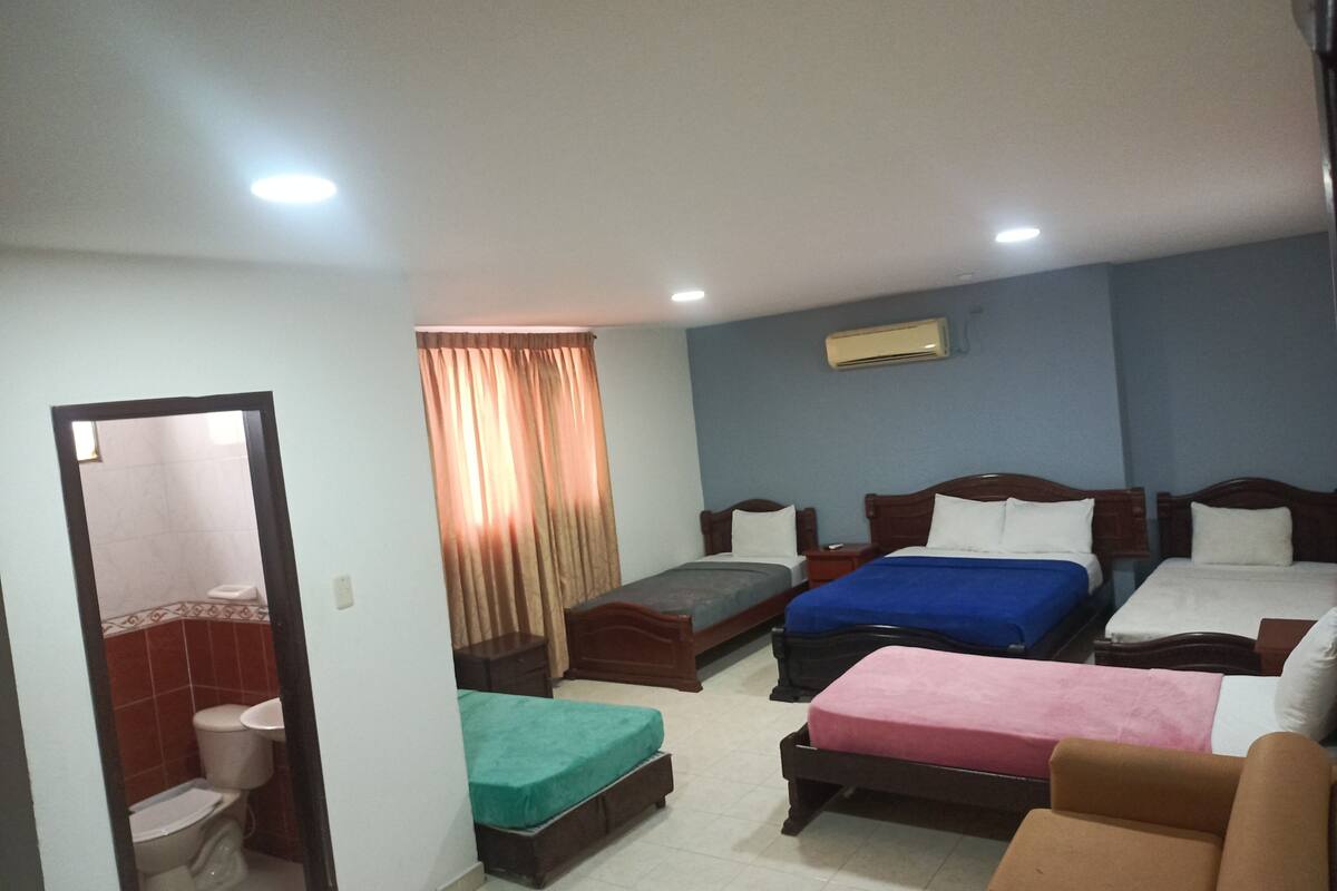 Family Room, Multiple Beds | Soundproofing, free WiFi, wheelchair access