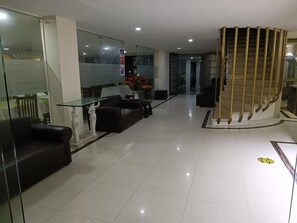 Reception - Hotel Dorado BAQ (Barranquilla)