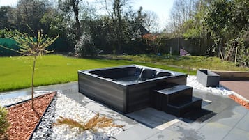 Bubbelpool utomhus