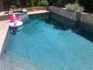 Utomhuspool
