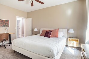 4 chambres, fer et planche à repasser, Wi-Fi, literie fournie