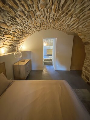 6 chambres, Wi-Fi, draps fournis