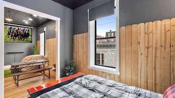 1 bedroom, internet, bed sheets