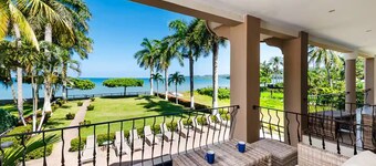 NEW Beach Pearl - Beach Front Condo