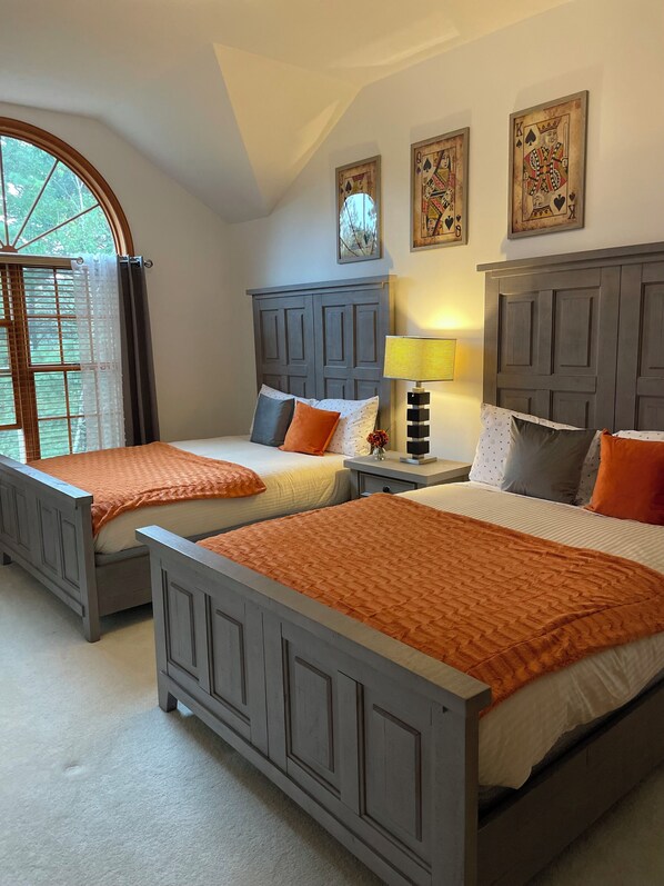 4 Schlafzimmer, Bügeleisen/Bügelbrett, WLAN, Bettwäsche