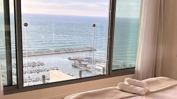 4 bedrooms, WiFi, bed sheets