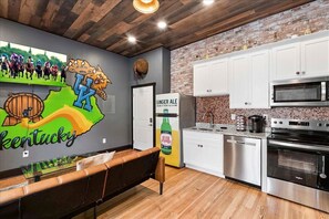 Microwave, oven, stovetop, dishwasher