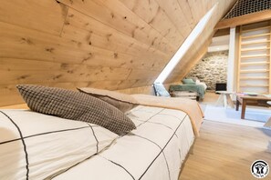 4 bedrooms, free WiFi