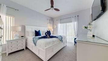 House | Free cribs/infant beds, travel crib, free WiFi, bed sheets