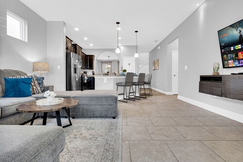 5Br Davenport Home W/ Pool & Private Hot Tub