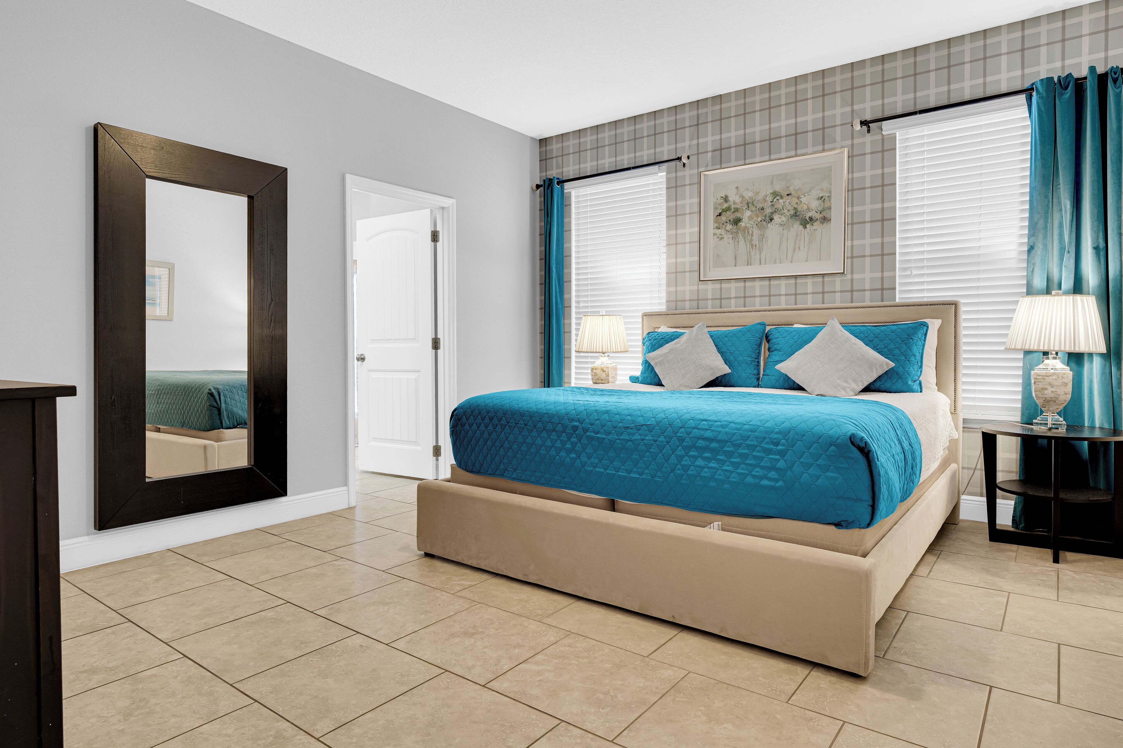 House | Iron/ironing board, free cribs/infant beds, travel crib, free WiFi