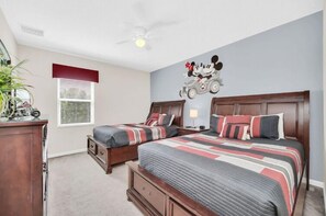 House - Stunner 6Br W/ South Pool, Lake View & Near Golf (Davenport)