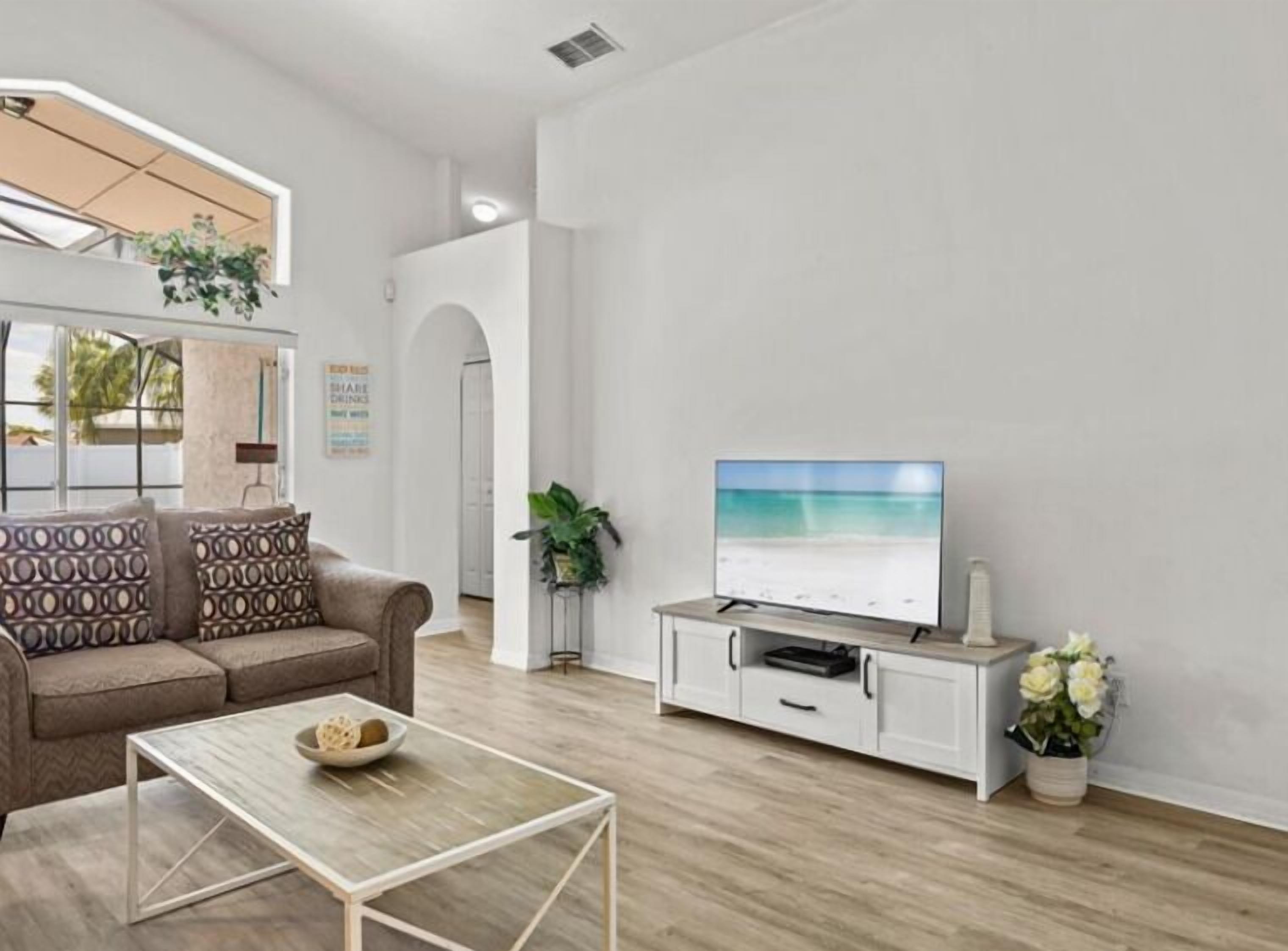 House | Living area | 55-inch Smart TV with digital channels