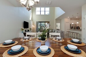 Maison | Restauration dans la chambre