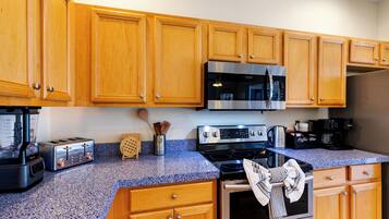 House | Private kitchen | Highchair