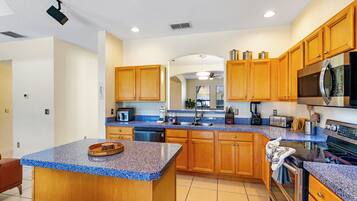 House | Private kitchen | Highchair