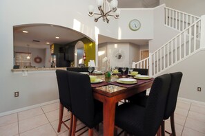 House | In-room dining
