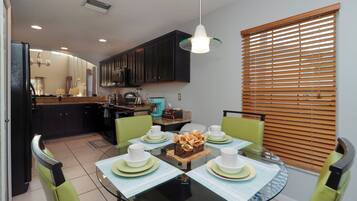 Restauration dans la chambre