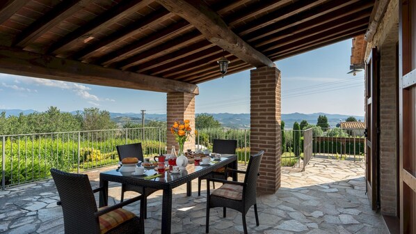 Villa, 2 chambres, fumeurs, piscine privée | Terrasse/Patio