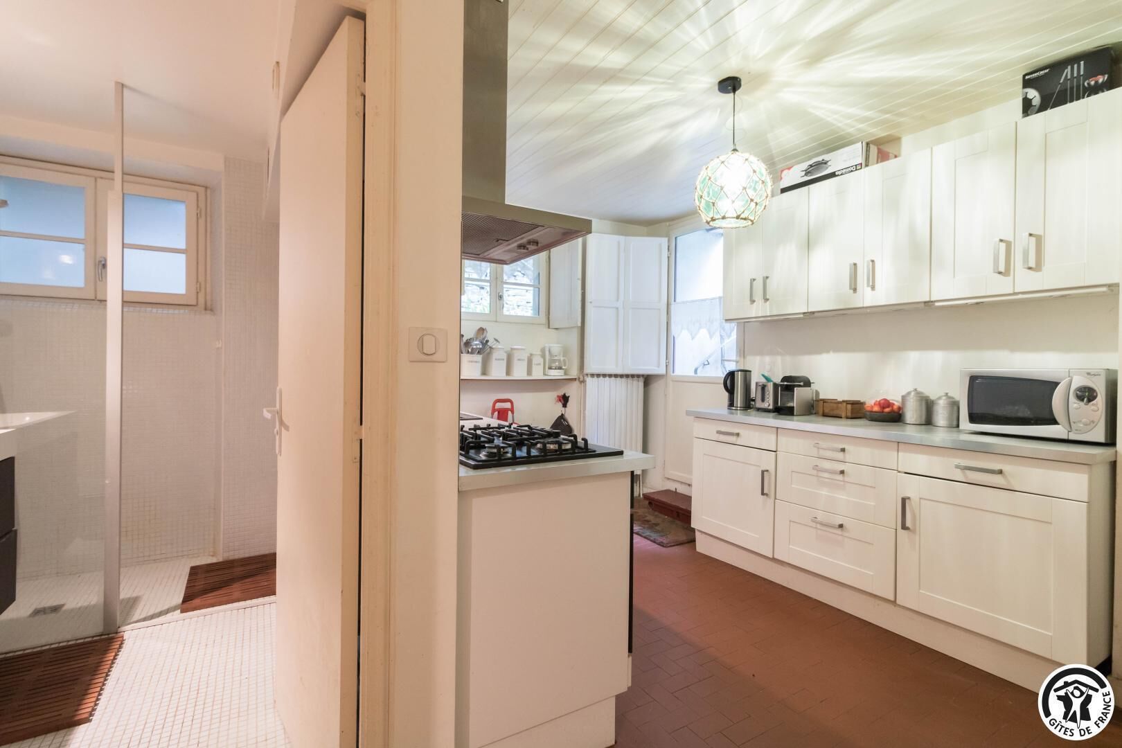 Fridge, microwave, dishwasher, highchair