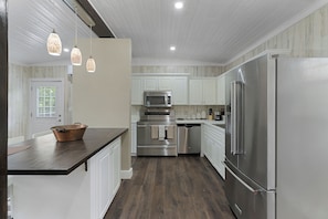 Micro-ondas, fogão, cooktop, lava-louças