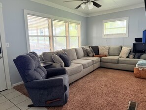 Smart TV, stereo, computer monitors