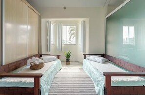 2 Schlafzimmer, Schreibtisch, Bügeleisen/Bügelbrett, kostenloses WLAN
