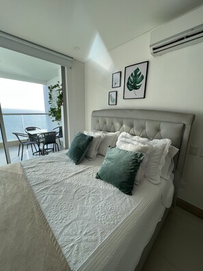 Comfort Apartment, Balcony, Beach View | Free WiFi