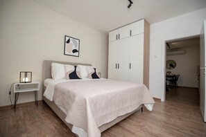 1 bedroom, iron/ironing board, WiFi