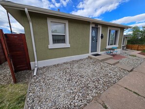 Exterior - Charming 2-bedroom house in marvelous Denver (Denver)